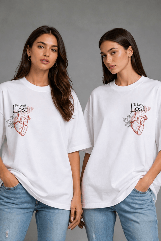 Women’s Oversized Graphic T-Shirt – No Love Lost