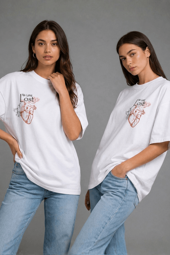 Women’s Oversized Graphic T-Shirt – No Love Lost