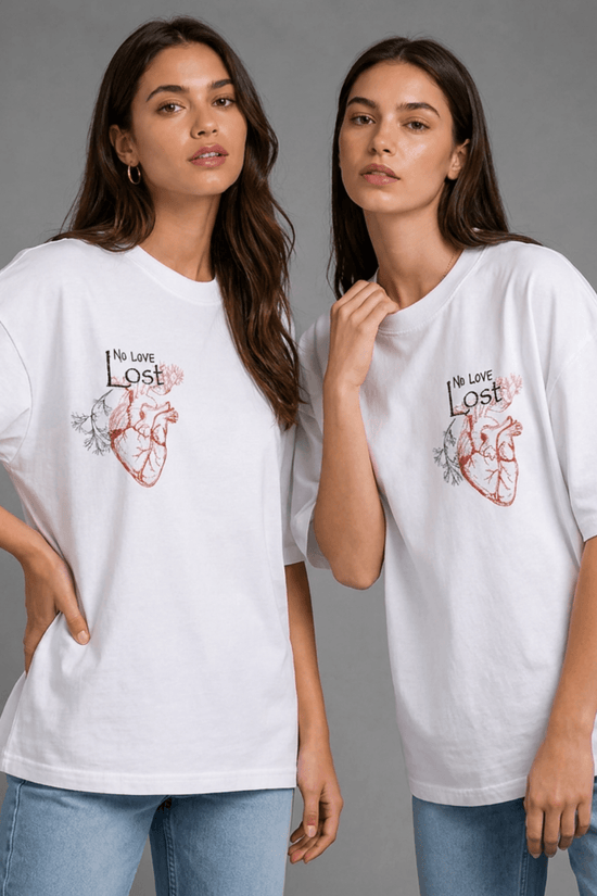 Women’s Oversized Graphic T-Shirt – No Love Lost