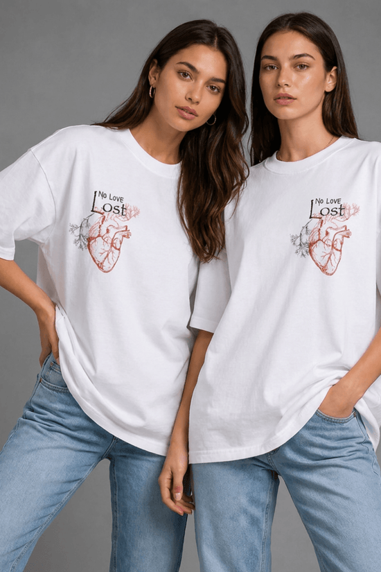 Women’s Oversized Graphic T-Shirt – No Love Lost
