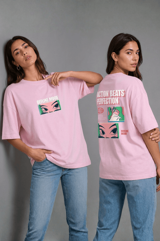 Women’s Oversized Graphic T-Shirt – Offline Mode